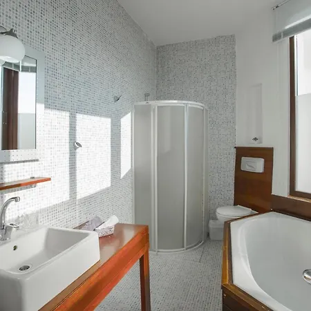 Superb Villa With Private Pool And Excellent View Near Beach In Kas